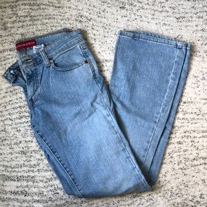 LEVI’S JEANS